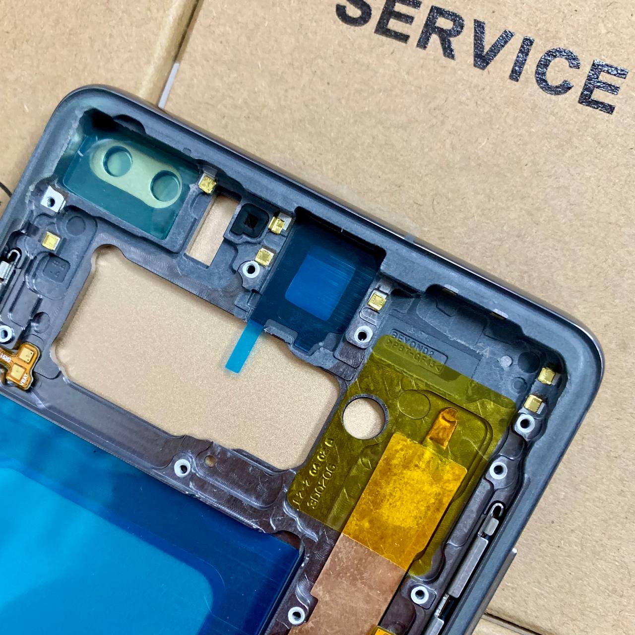 Дисплей Samsung G975 Galaxy S10 Plus black, с рамкой, IPS (Краи дисплея не округлены)