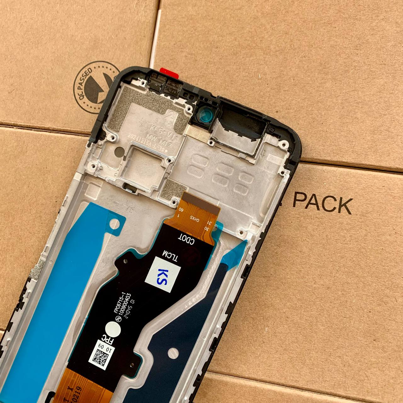 Дисплей Tecno Spark Go 2024 black, з рамкою, Original (PRC)