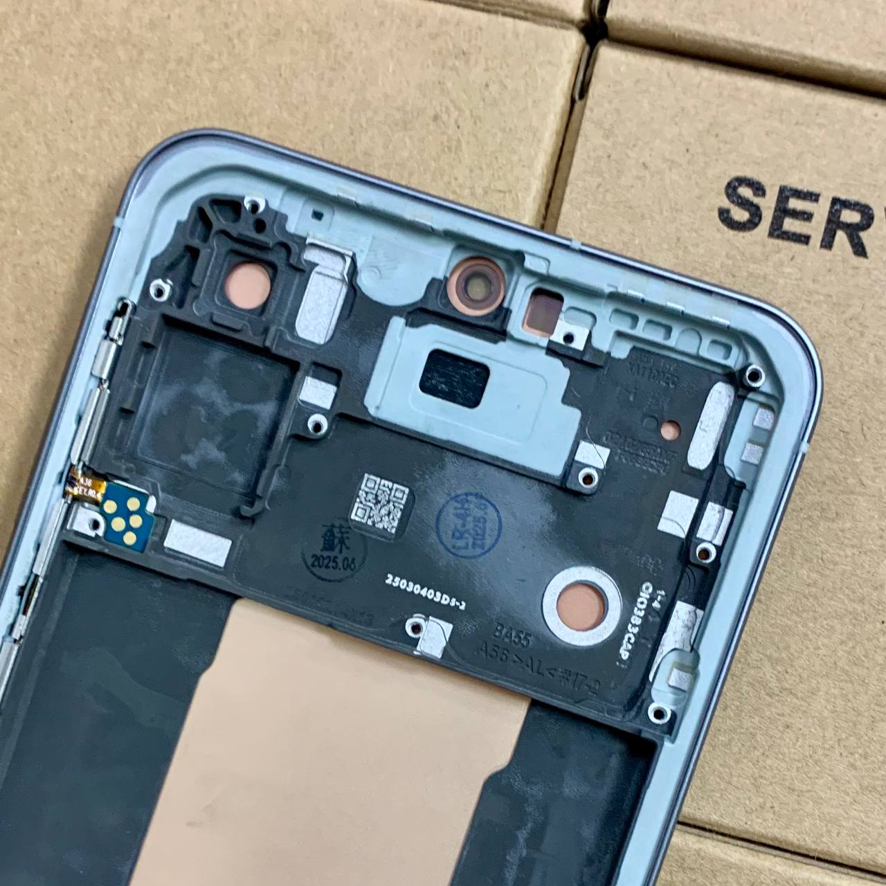 Дисплей Samsung A566 Galaxy A56 5G 2025 light gray, з рамкою, OLED