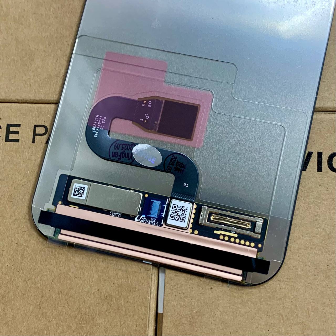 Дисплей Google Pixel 10 Pro XL black, без рамки, Original