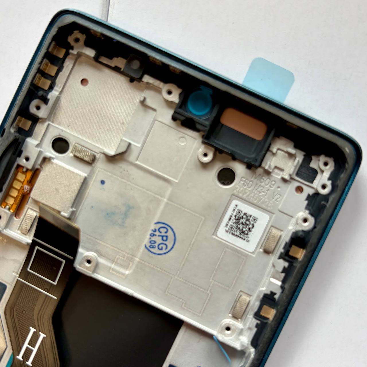 Дисплей Motorola Moto Edge 50 Fusion blue, з рамкою, Original Self Welded