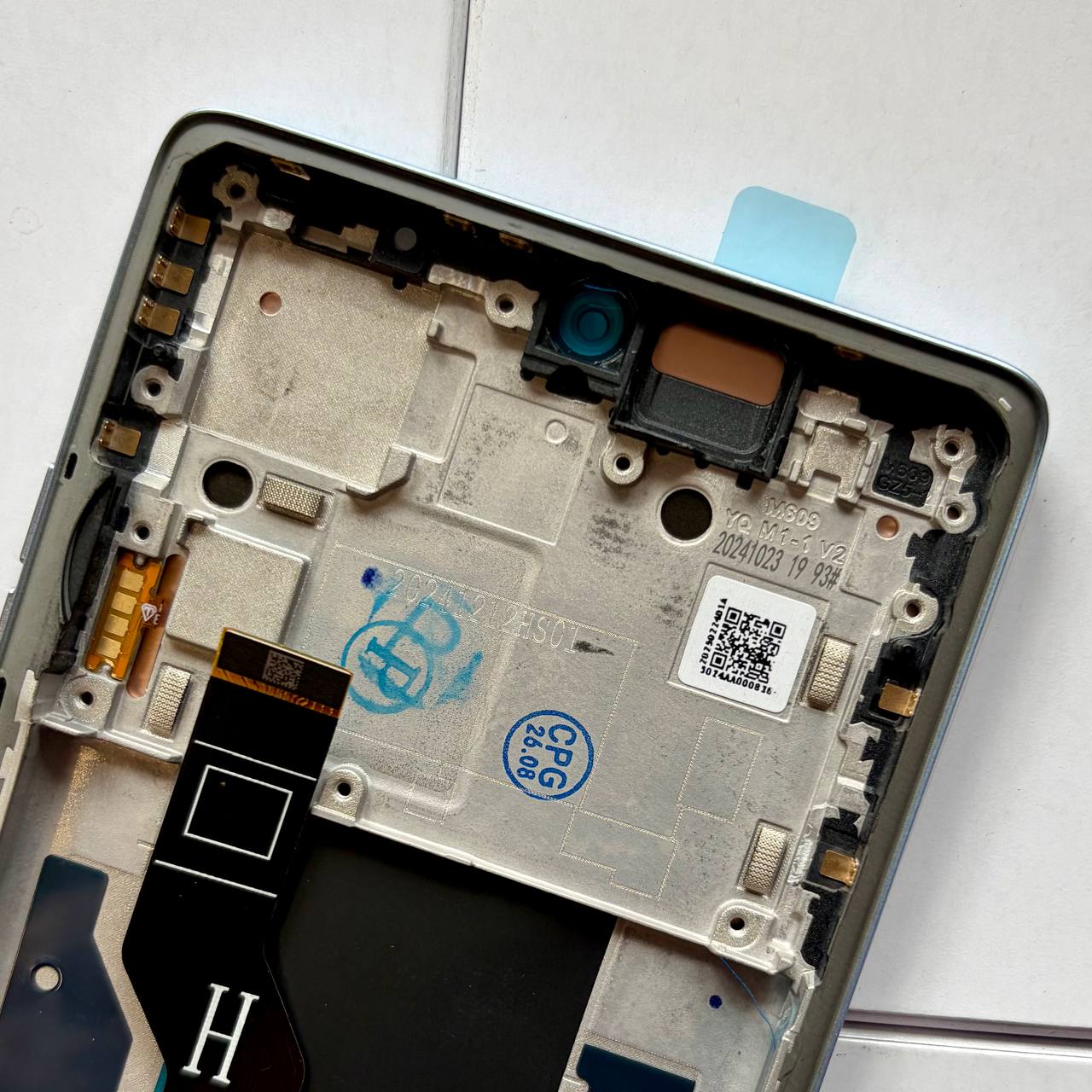 Дисплей Motorola Moto Edge 50 Fusion light blue, з рамкою, Original Self Welded