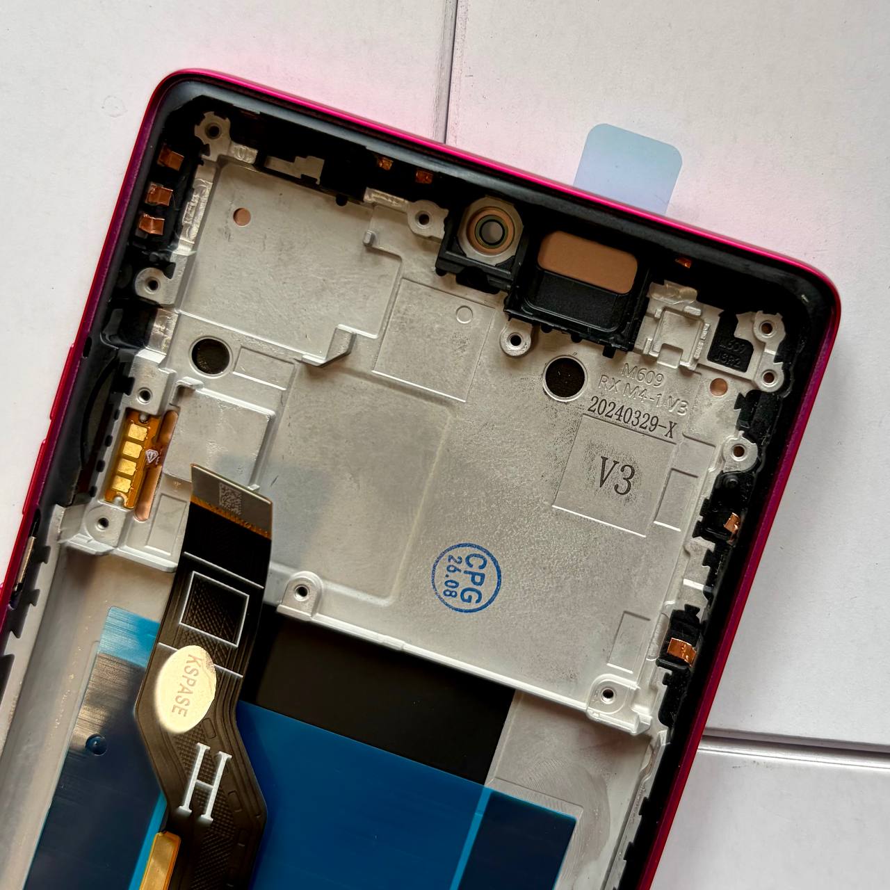 Дисплей Motorola Moto Edge 50 Fusion red, з рамкою, Original Self Welded